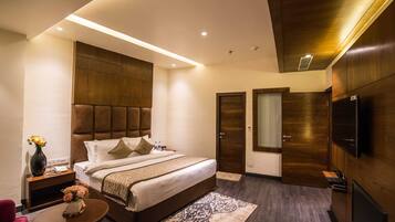 Free minibar items, in-room safe, desk, laptop workspace