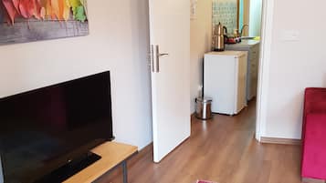 Penthouse, 1 Double Bed with Sofa bed, Non Smoking, City View | Living area