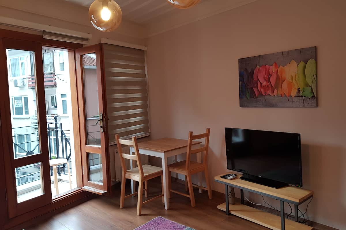 Penthouse, 1 Double Bed with Sofa bed, Non Smoking, City View | Living area
