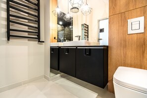 Departamento exclusivo | 1 habitación, ropa de cama de alta calidad, escritorio y insonorización 