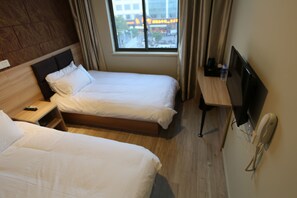 Chambre Standard avec lits jumeaux | Bureau, rideaux d’obscurcissement, accès au Wi-Fi (inclus)