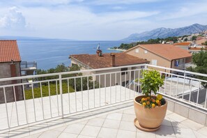 Apartment, 2 Bedrooms, Kitchenette | Balcony - Guesthouse Ivan Ledic (Brela)