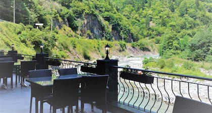 Yamanturk Ogretmenevi