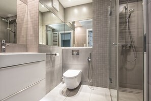 Apartment, Non Smoking (Love Dluxe) | Bathroom - Super-Apartamenty Love Deluxe (Poznan)