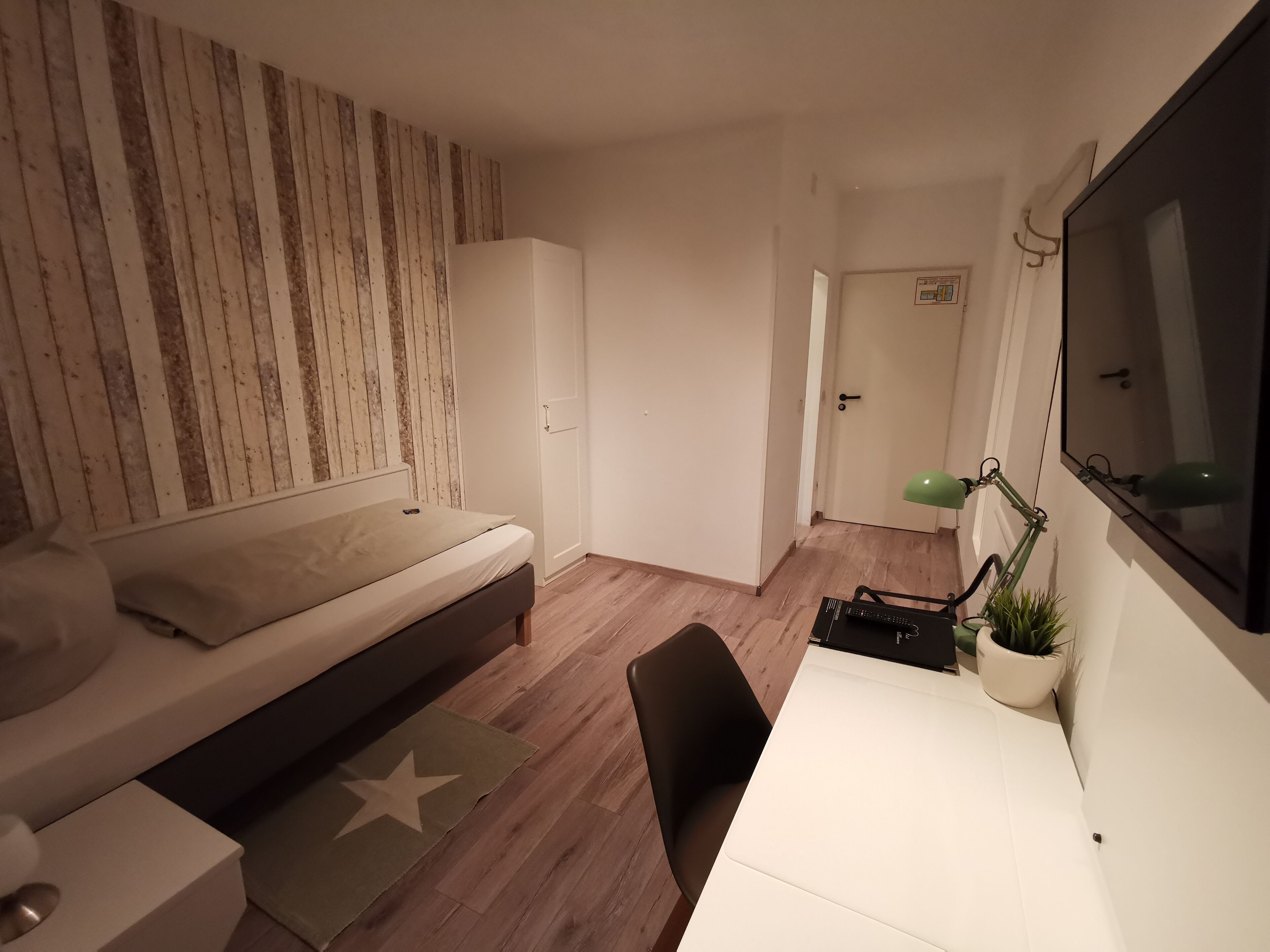 economy single room | hypo-allergenic bedding, desk, blackout curtains, iron/ironing board