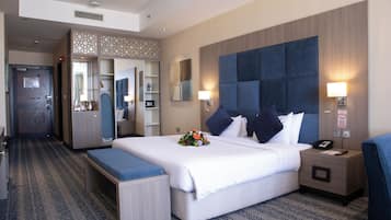 Superior Room, 1 King Bed | Minibar, in-room safe, individually furnished, desk