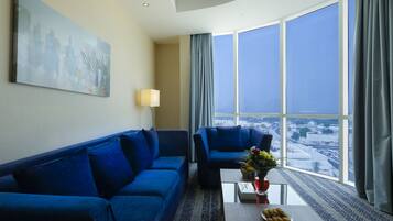 Superior-Zimmer, 1 Queen-Bett | Minibar, Zimmersafe, individuell dekoriert, individuell eingerichtet