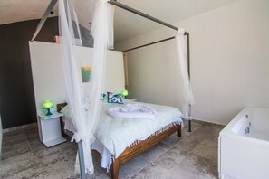 Villa | 1 bedroom, desk, iron/ironing board, free WiFi - Villa Yakut (Kas)