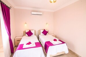 Villa | 3 Schlafzimmer, Schreibtisch, Bügeleisen/Bügelbrett, kostenloses WLAN