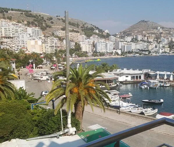 Uitzicht vanaf balkon