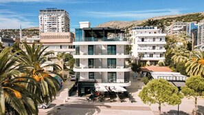 Exterior - Lion Gate Hotel (Sarandë)