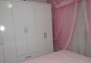 公寓, 2 張標準雙人床, 非吸煙房 | 2 間睡房、熨斗/熨衫板、免費 Wi-Fi