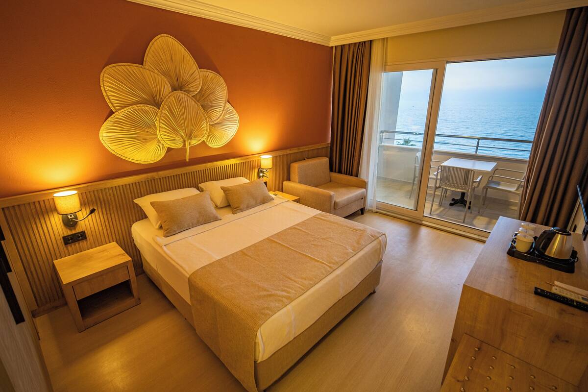 1 bedroom, minibar, soundproofing, iron/ironing board