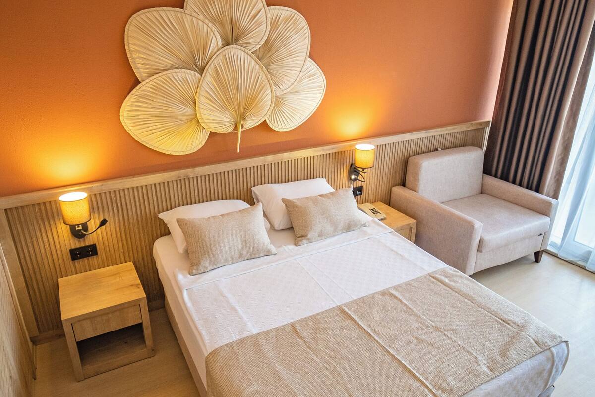 1 bedroom, minibar, soundproofing, iron/ironing board