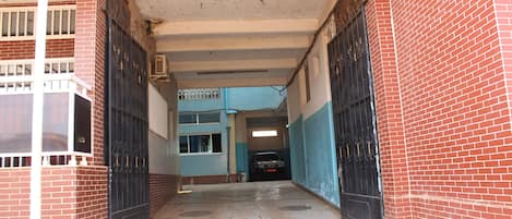 Entrada de la propiedad