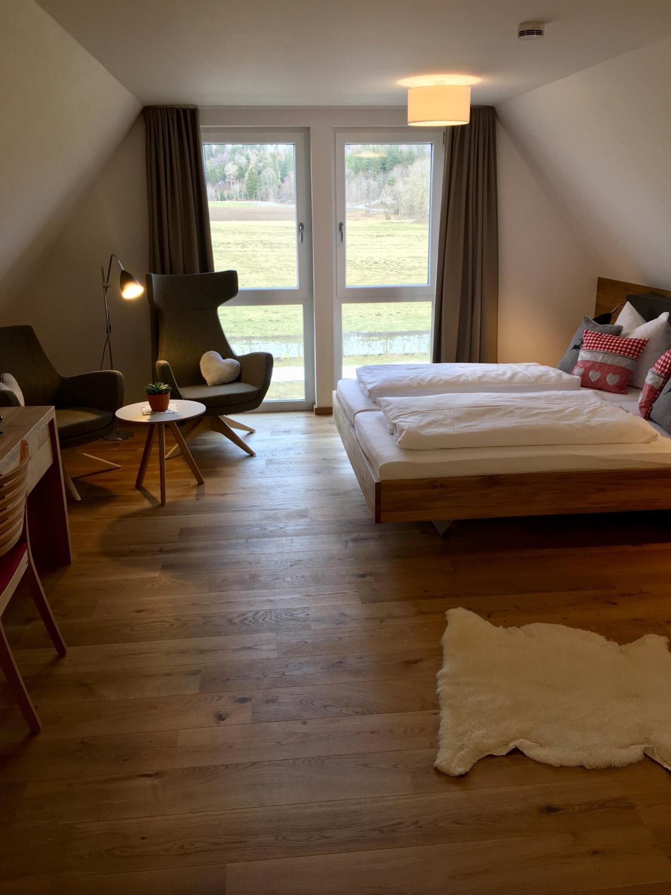 1 bedroom, minibar, in-room safe, individually decorated