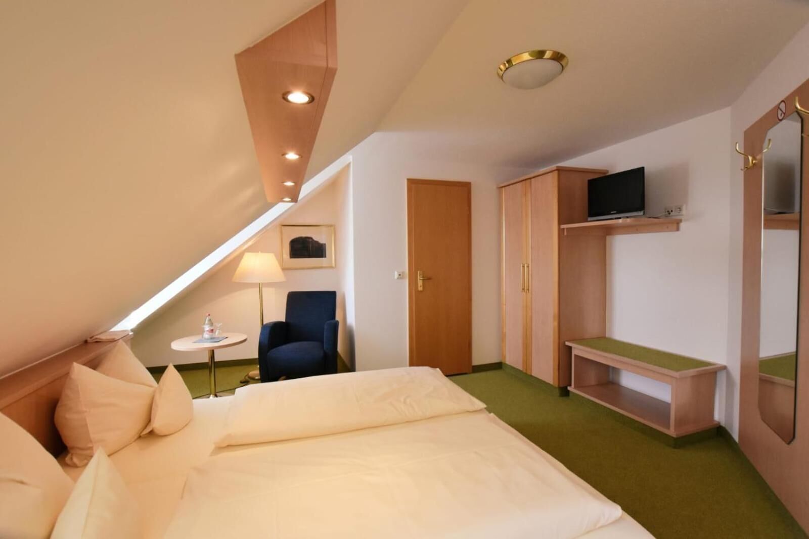 1 bedroom, minibar, in-room safe, individually decorated