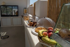 Desayuno buffet incluido todos los días 