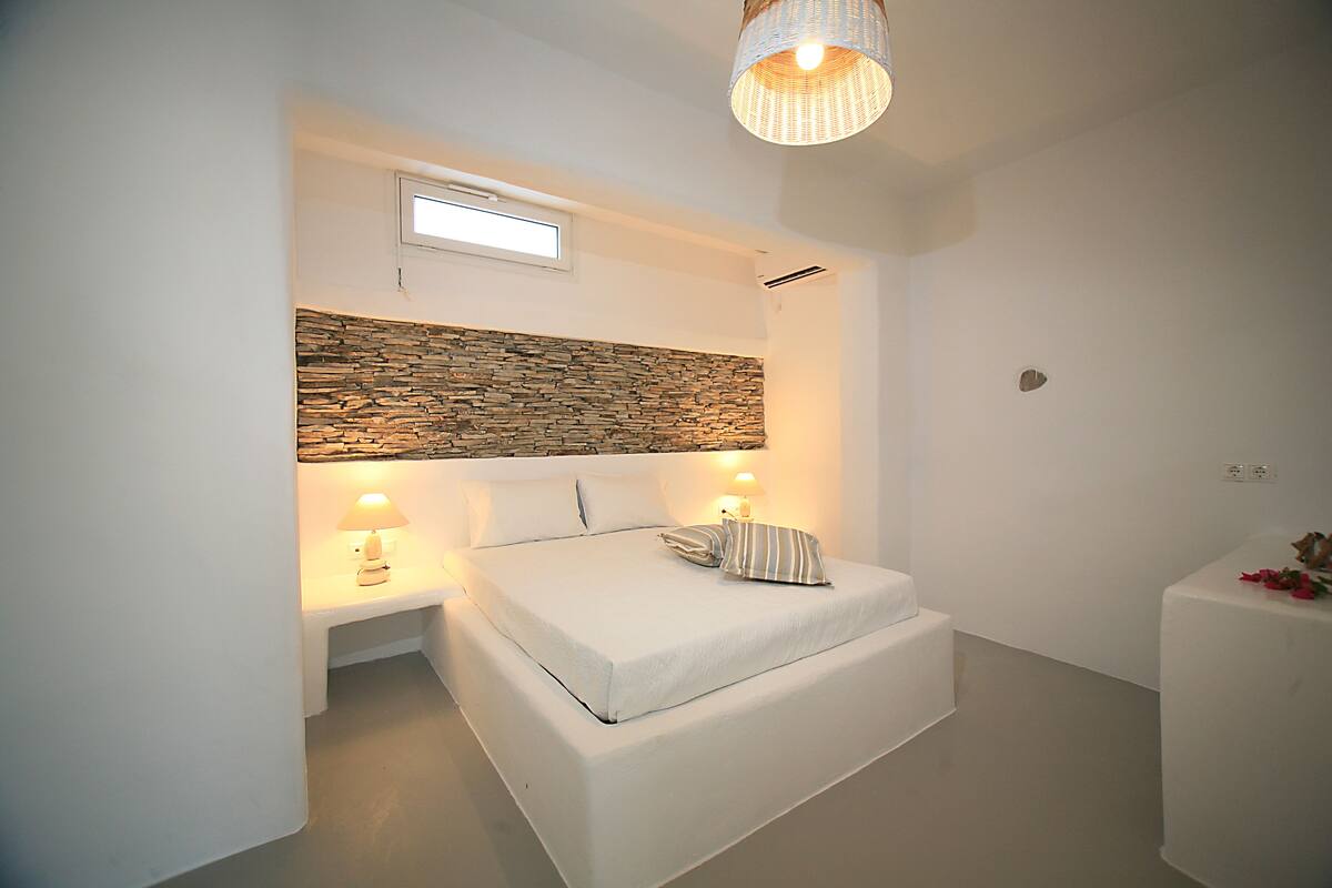 1 bedroom, premium bedding, down duvets, memory-foam beds