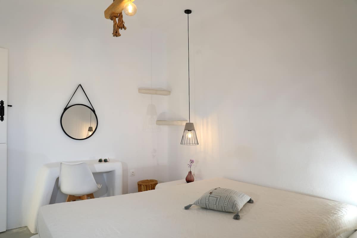 1 bedroom, premium bedding, down duvets, memory-foam beds