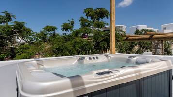 Suite, Whirlpool | Whirlwanne