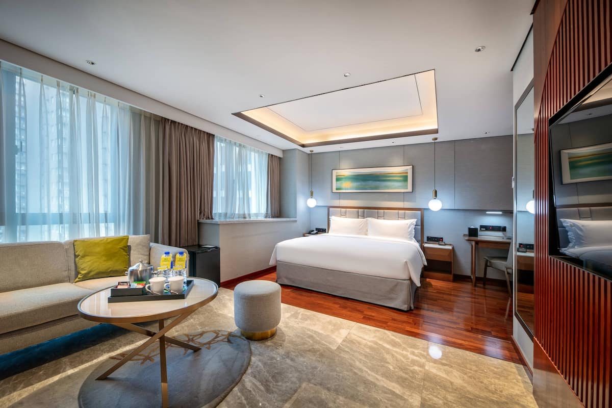 Chambre Standard, 1 trÚs grand lit, réfrigérateur