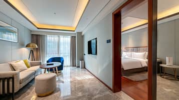Premium bedding, minibar, in-room safe, desk