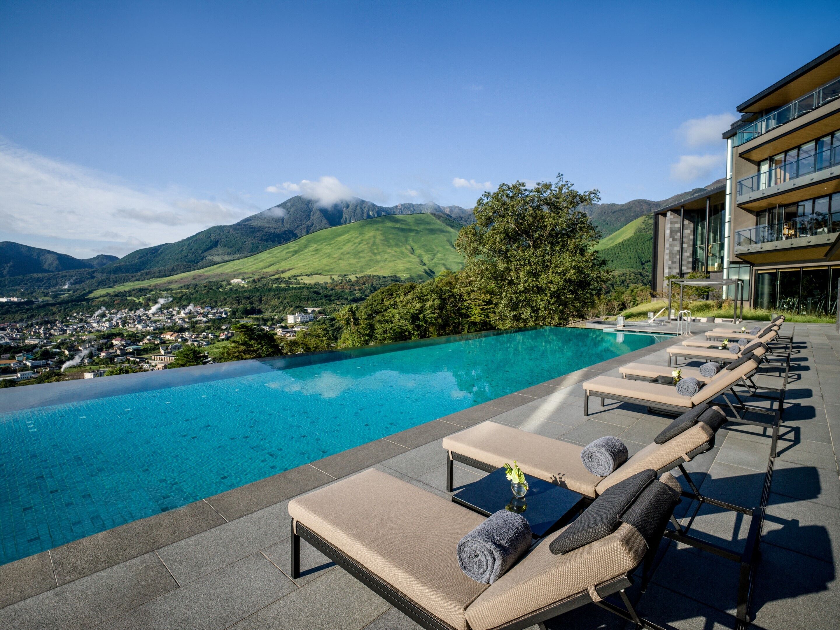 Outdoor pool, open 9:00 AM to 7:00 PM, cabanas (surcharge)