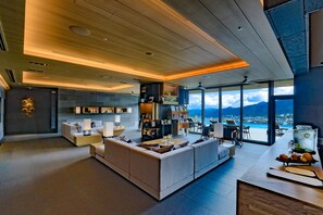 Poolside bar - ANA InterContinental Beppu Resort & Spa by IHG (Beppu)