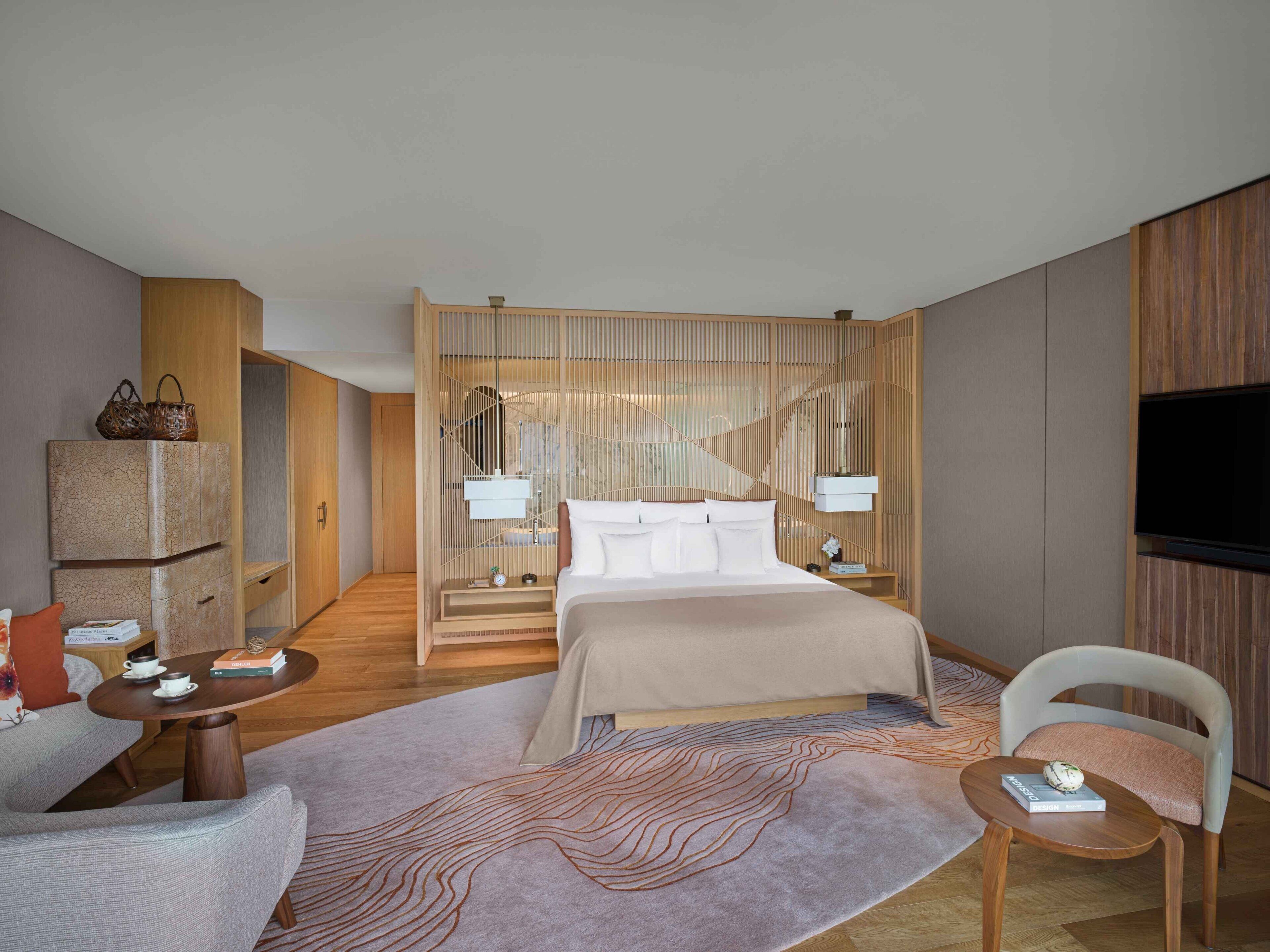 高档床上用品、羽绒被、记忆海绵 床垫、免费迷你吧物品