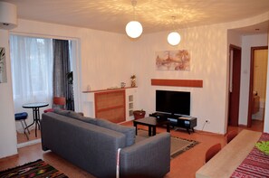 Superior Apartment, 1 Queen Bed with Sofa bed, Non Smoking, City View | Living room | LED TV - Ultra Central Old Town Apartments (Bucharest)