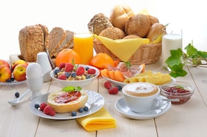 Daily buffet breakfast (EUR 12.90 per person)