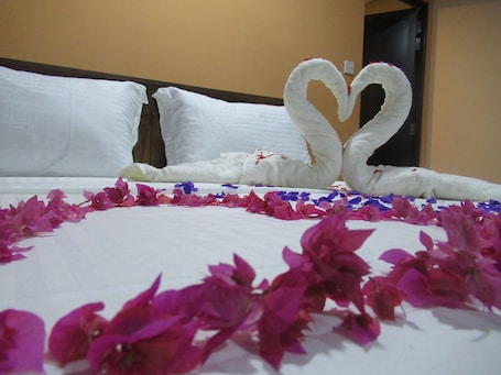 Basic Double Room, Garden View. Kalamatiya Bird Sanctuary