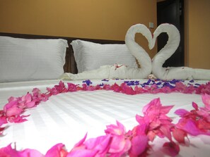 Basic Double Room, Garden View