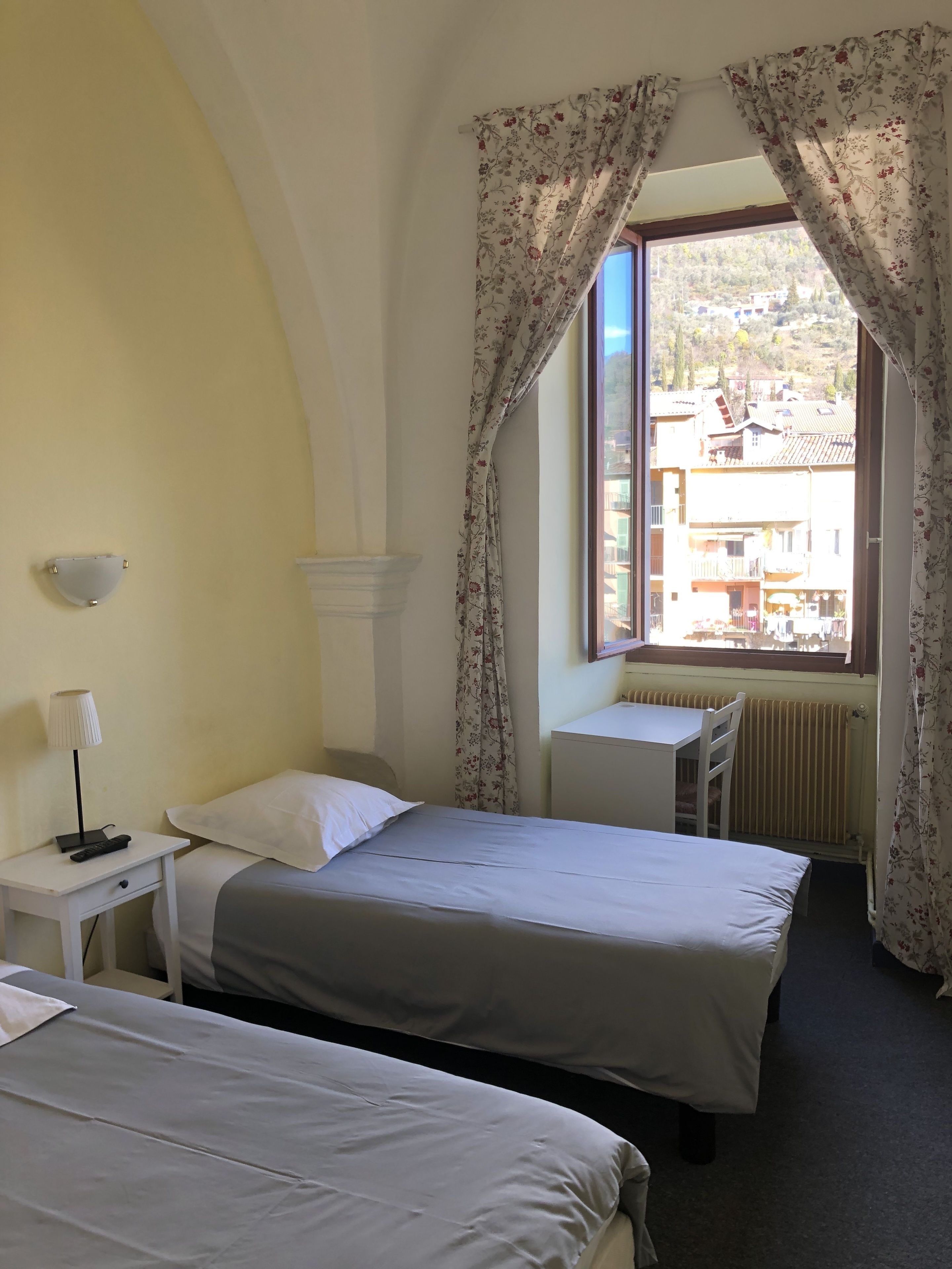 Kahden hengen huone, tupakointi kielletty | Yksilöllisesti sisustettu, yksilöllisesti kalustettu, ilmainen Wi-Fi