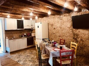 Free daily local cuisine breakfast