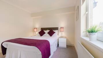 Apartment, 1 Bedroom | In-room safe, iron/ironing board, free WiFi, bed sheets