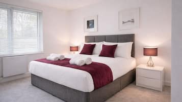 In-room safe, iron/ironing board, free WiFi, bed sheets