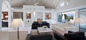 Room - Villa Amaryllis (Lowlands)