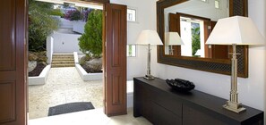 3 bedrooms, free WiFi - Villa Amaryllis (Lowlands)