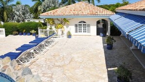 Pool - Villa Cascades (Les Terres Basses)