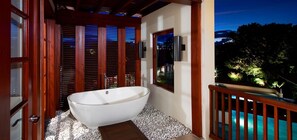 ของใช้ในห้องน้ำฟรี, ไดร์เป่าผม, ผ้าเช็ดตัว, สบู่