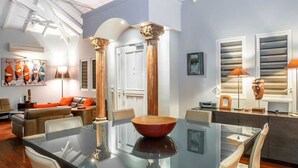 Private kitchen - Villa La Sarabande (Orient Bay)