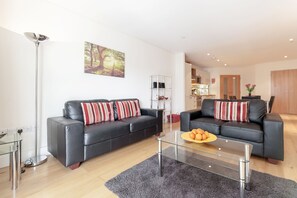 Apartment, 2 Bedrooms | 1 bedroom, in-room safe, iron/ironing board, cots/infant beds