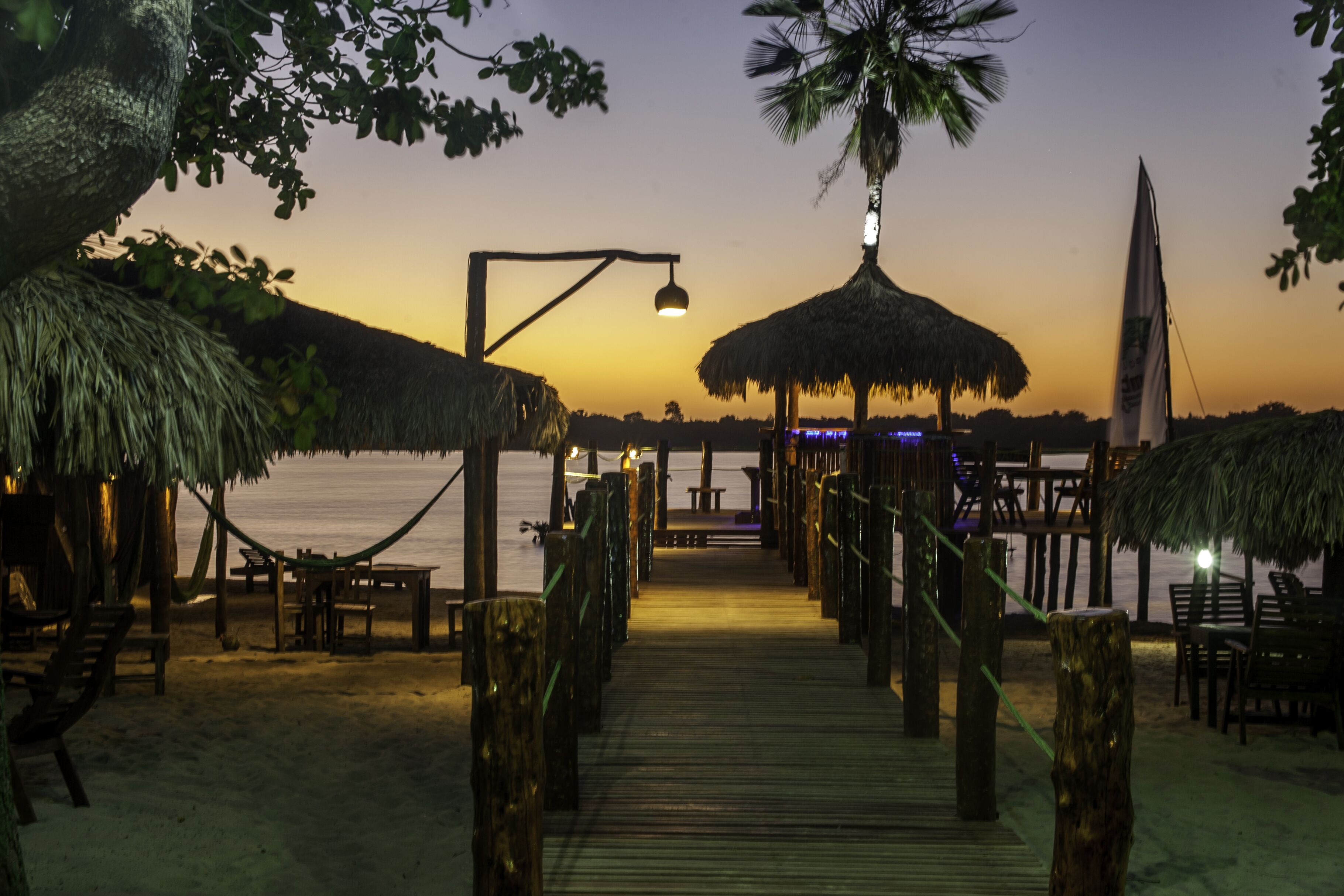 TV màn hình phẳng 