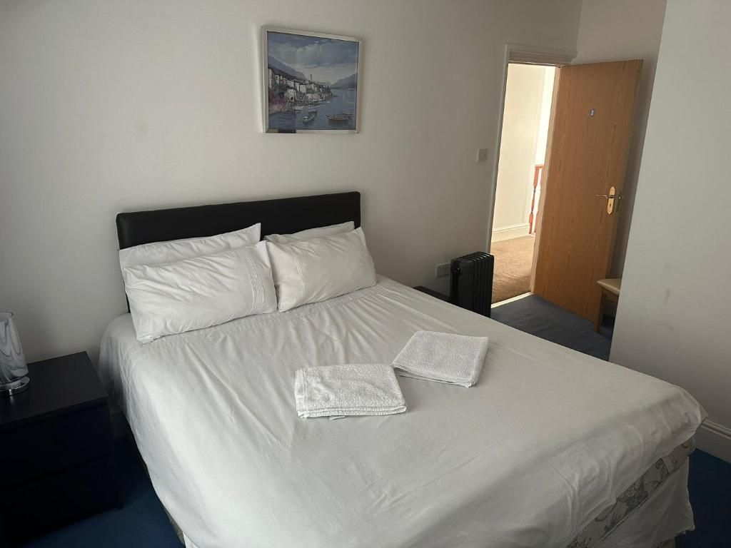 Foto - 3 Luxury En-suite Bedrooms