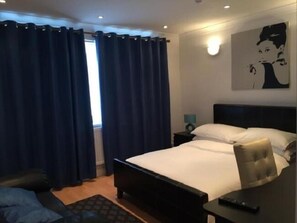 Wi-Fi gratuit, draps fournis