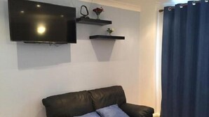 Budget Double Room | 免費無線上網、床單