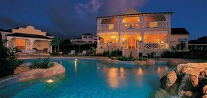 Pool - Villa Calliaqua (Holetown)