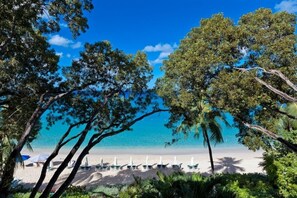 Beach nearby - Coral Cove - Condo 11 (Paynes Bay)